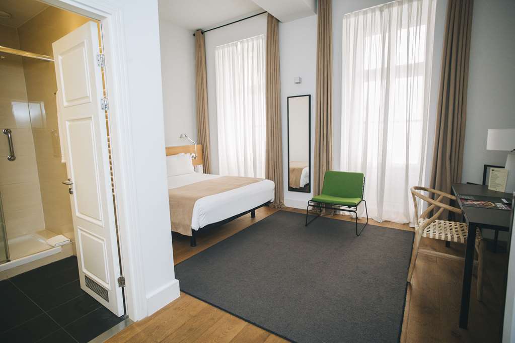 Nuevo Zenit Calahorra Hotel Quarto foto